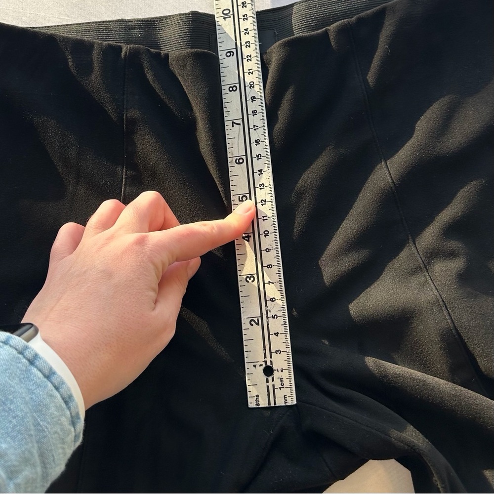 Reitmans Faux Suede Classic Black Pull On Stretchy Leggings Womens Size 10 - Picture 10 of 11